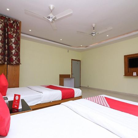 Hotel O G K Palace Bodh Gaya Exterior foto